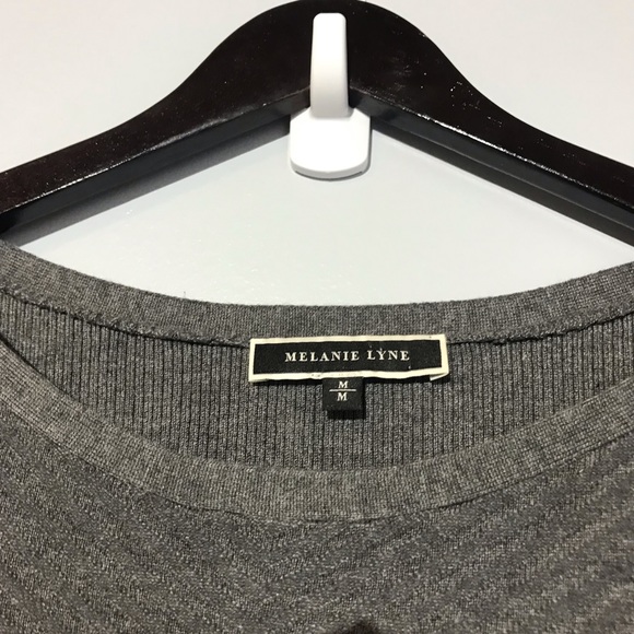 2 for $20 Melanie Lyne Sweater Medium - Picture 3 of 7